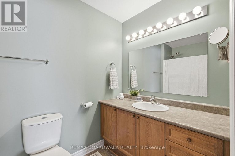 29383280/307-chestnut-private/richmond/ottawa/ontario/K0A2Z0_23