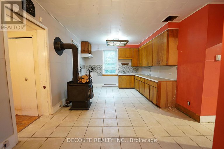 28873515/21946-sauve-street/north-glengarry-lochiel-twp/north-glengarry/ontario/K0B1H0_5