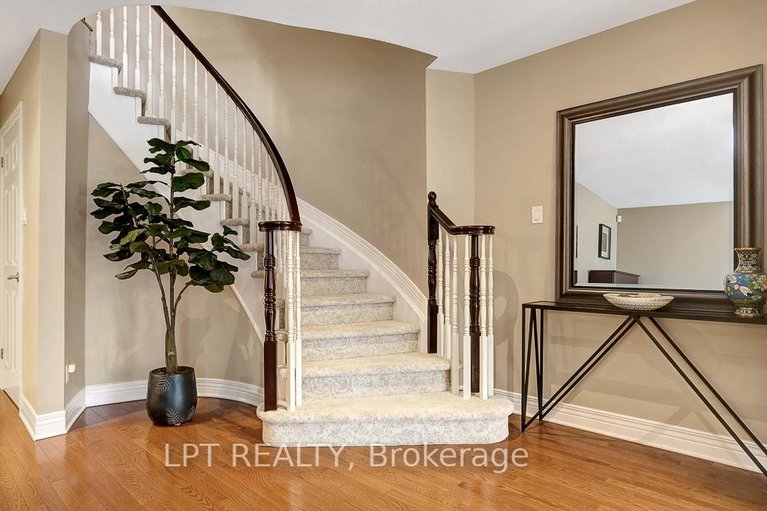 29614830/176-lanark-avenue/westboro-north/ottawa/ontario/K1Z1E5_5