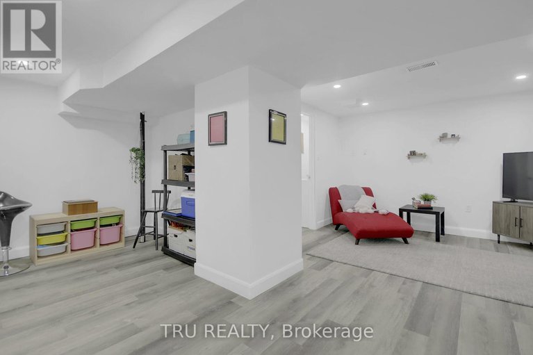 28250673/1311-laperriere-avenue/carlington/ottawa/ontario/K1Z7R9_38