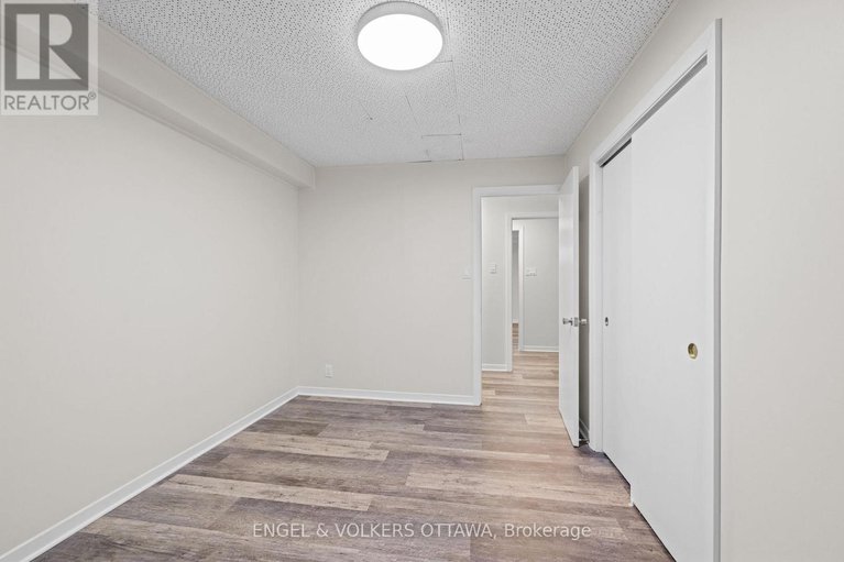 28349600/1960-alta-vista-drive/faircrest-heights/ottawa/ontario/K1H7K8_30