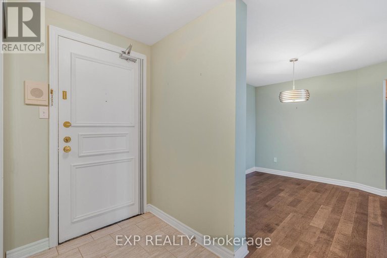 29241124/1501-1081-ambleside-drive/woodroffe/ottawa/ontario/K2B8C8_22