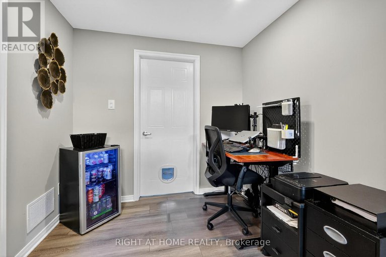 29100823/812-nesting-way/fallingbrookgardenway-south/ottawa/ontario/K4A3X2_33