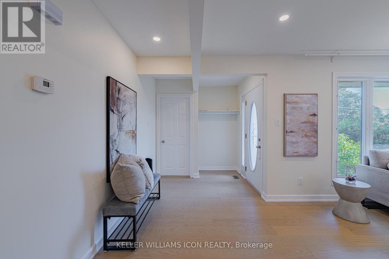 28966651/1666-fisher-avenue/borden-farmstewart-farmcarleton-heightsparkwood-hills/ottawa/ontario/K2C1X7_4