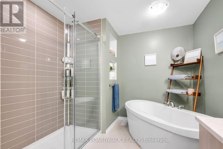 29379642/302-haliburton-heights/emerald-meadowstrailwest/ottawa/ontario/K2S1S3_37