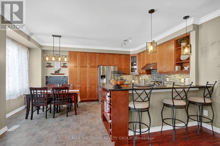 28916724/317-river-landing-avenue/half-moon-bay/ottawa/ontario/K2J3V4_14