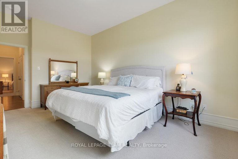 28689700/316-serenade-crescent-w/riverside-southgloucester-glen/ottawa/ontario/K1X0B8_26