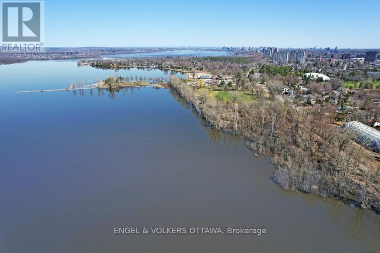 29634427/72-scrivens-street/britannia/ottawa/ontario/K2B6H1_21