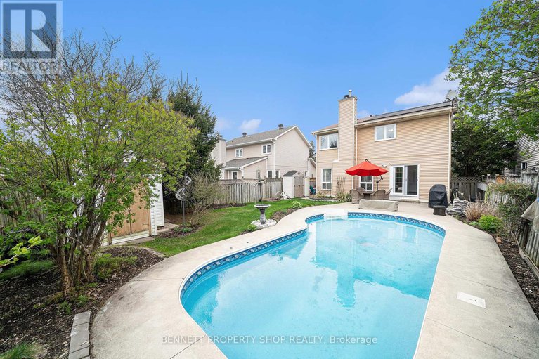 28315762/437-rougemount-crescent/fallingbrookgardenway-south/ottawa/ontario/K4A2Z1_17