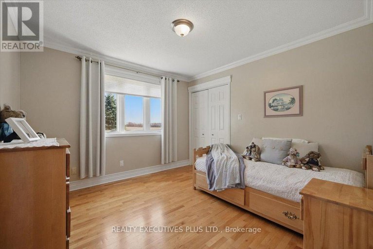 28237112/2935-baseline-road/clarencerockland-twp/clarence-rockland/ontario/K0A3N0_17