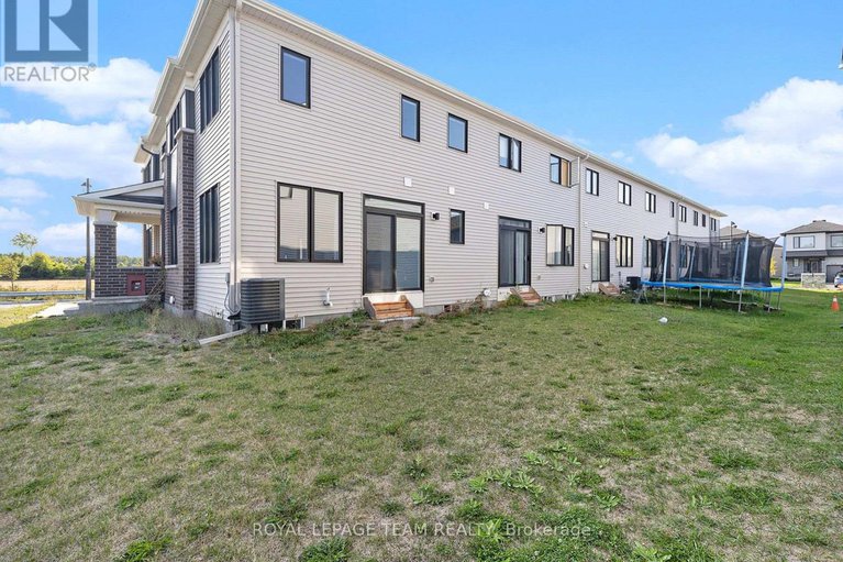 28879241/165-yearling-circle/richmond/ottawa/ontario/K0A2Z0_29