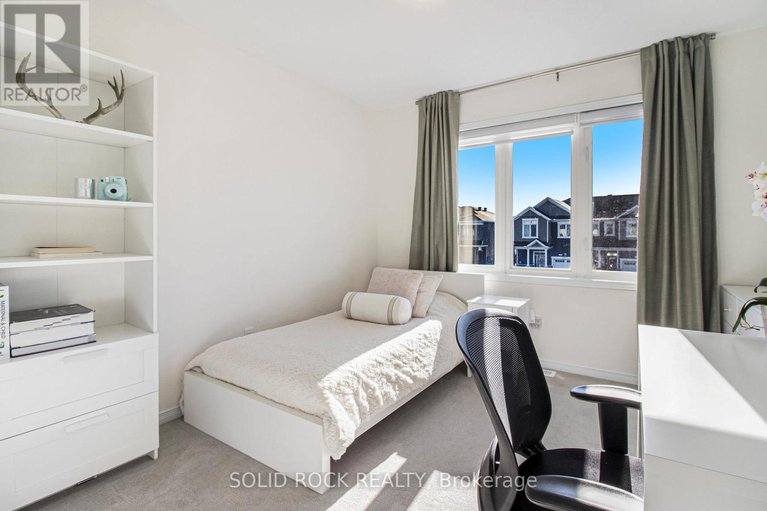 29051074/525-cope-drive/emerald-meadowstrailwest/ottawa/ontario/K2V0N9_18