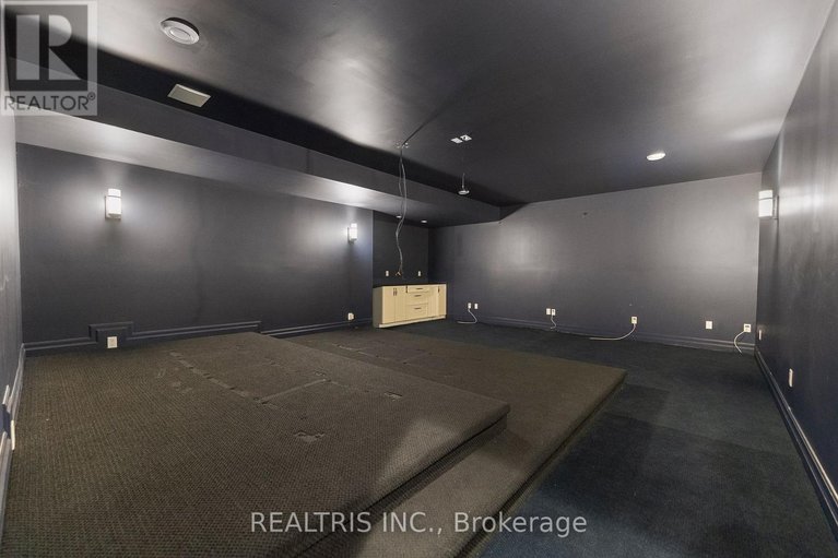 29604659/5813-red-castle-ridge/manotick-east-to-manotick-station/ottawa/ontario/K4M0A4_35