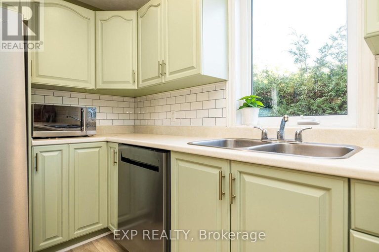 29633169/308-st-george-street/almonte/mississippi-mills/ontario/K0A1A0_12