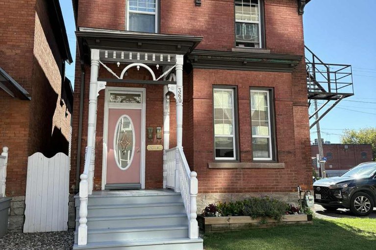 29042632/360-gilmour-street/ottawa-centre/ottawa/ontario/K2P0R3_2