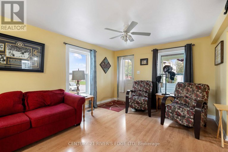 29055239/61-augusta-street/morrisburg/south-dundas/ontario/K0C1X0_8