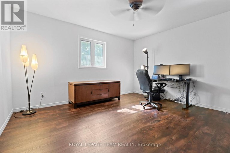 28889224/230-currell-avenue/westborohampton-park/ottawa/ontario/K1Z7J3_19