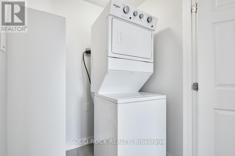 29614400/512-pilot-private/emerald-meadowstrailwest/ottawa/ontario/K2S0S4_23