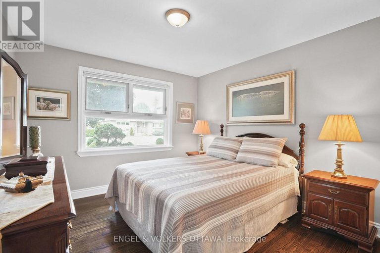 29452050/1278-cheverton-avenue/alta-vista/ottawa/ontario/K1H7P6_12