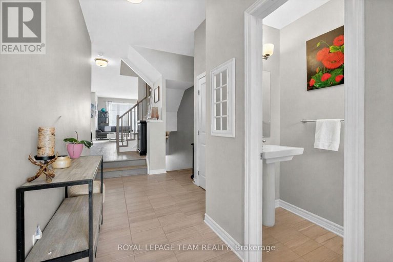 29372615/829-miikana-road/blossom-parkkemp-parkfindlay-creek/ottawa/ontario/K1X0G5_2