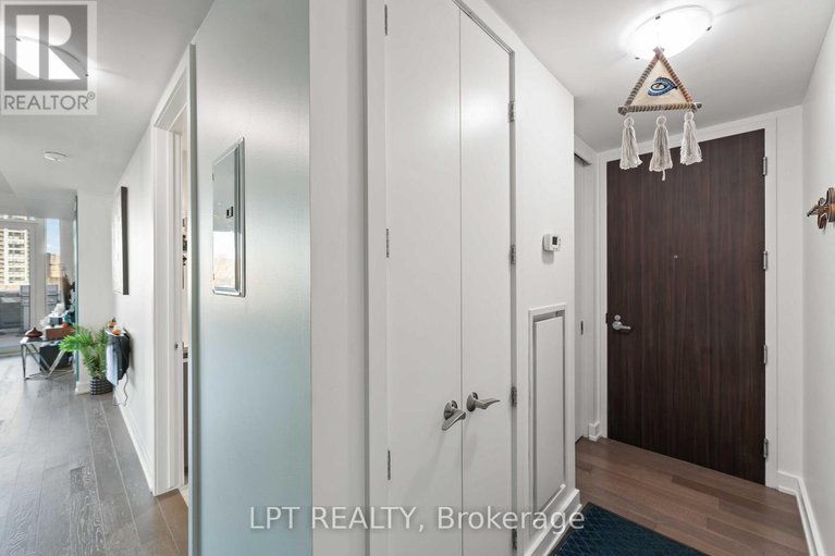 29590861/307-111-champagne-avenue-s/west-centre-town/ottawa/ontario/K1S5V3_8