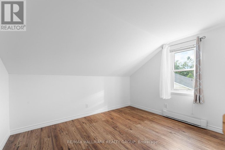 28602450/5-nelson-street/finch/north-stormont/ontario/K0C1K0_13