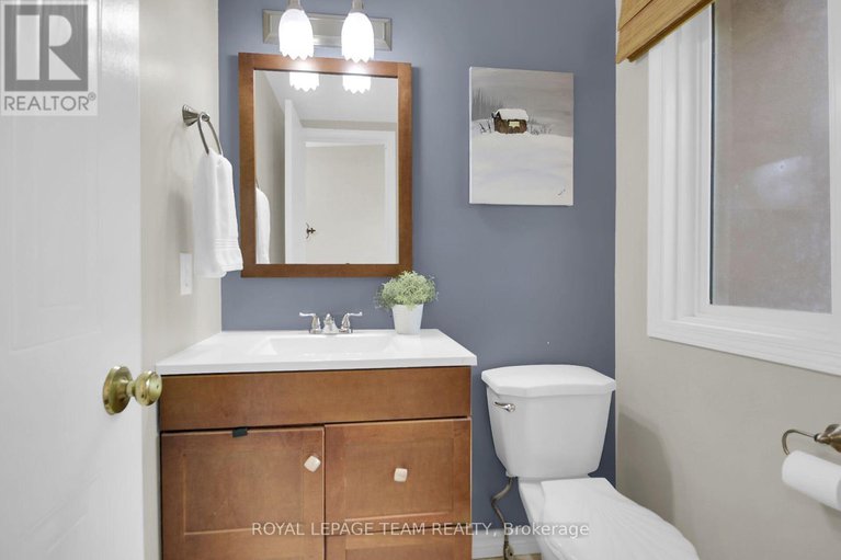 28809453/75-inverary-drive/morgans-grantsouth-march/ottawa/ontario/K2K2S1_16