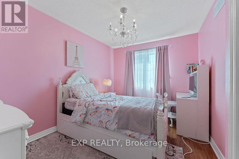 28971340/4085-kelly-farm-drive/blossom-parkkemp-parkfindlay-creek/ottawa/ontario/K1T4J3_33