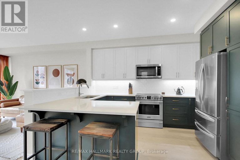 28807965/114-jardiniere-street/remainder-of-stittsville-area/ottawa/ontario/K2S2K2_22