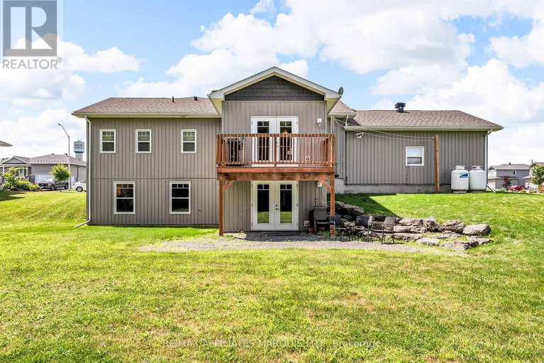 29059250/23-calco-crescent/moose-creek/north-stormont/ontario/K0C1W0_36