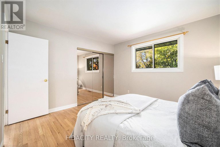 28998327/42-stinson-avenue/lynwood-village/ottawa/ontario/K2H6N4_19