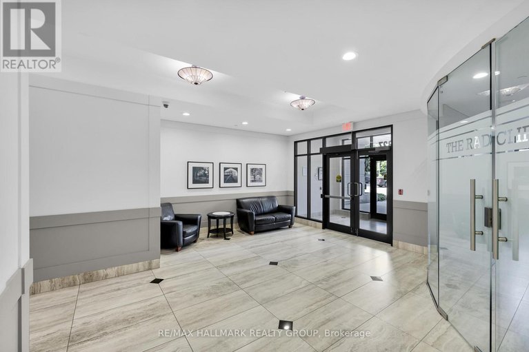 28485623/604-327-breezehill-avenue-s/west-centre-town/ottawa/ontario/K1Y1R6_5
