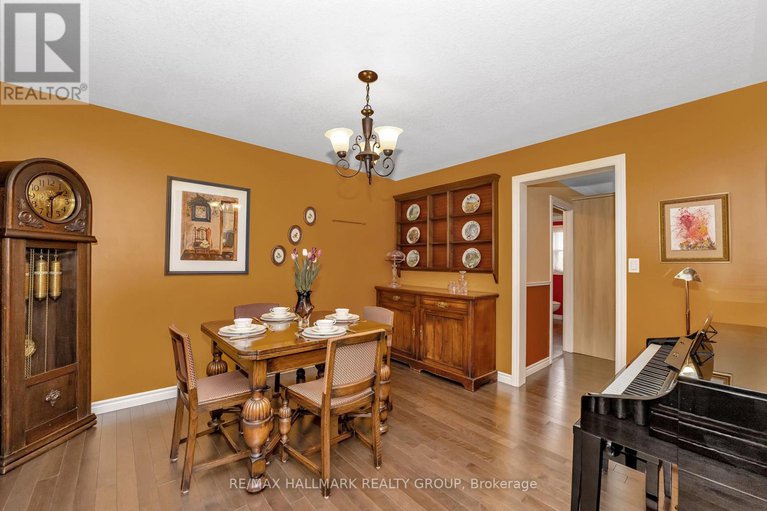 28370702/3-cheyenne-trail/augusta-twp/augusta/ontario/K6V5T2_17