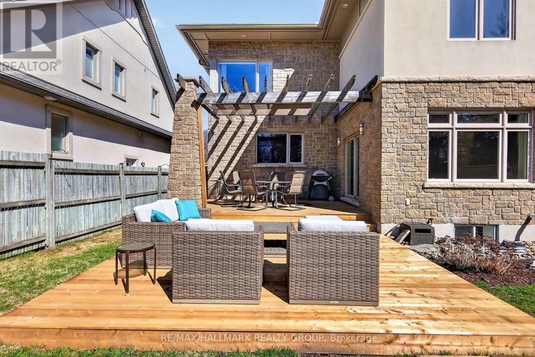 29680684/1934-lenester-avenue/mckellar-heightsglabar-park/ottawa/ontario/K2A1J9_45