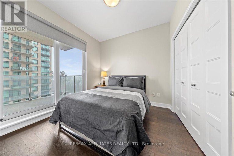 28554491/407-200-inlet-private/chatelaine-village/ottawa/ontario/K4A5H3_21