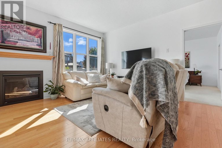 28948695/313-bobolink-ridge-n/emerald-meadowstrailwest/ottawa/ontario/K2V0B1_15