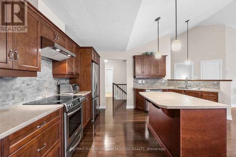 29614140/631-robert-hill-street/almonte/mississippi-mills/ontario/K0A1A0_16