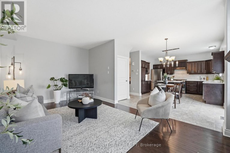 29633491/113-thivierge-court/town-of-rockland/clarence-rockland/ontario/K4K0E7_20