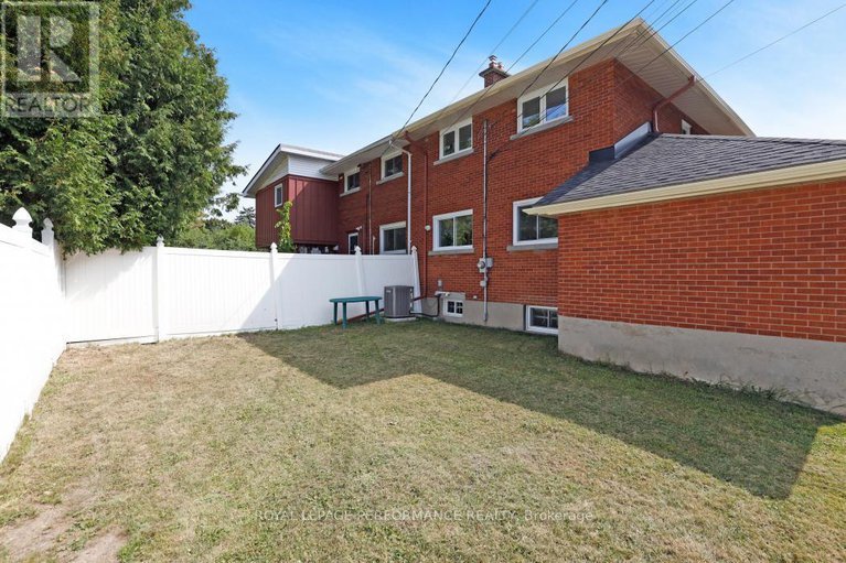 28854775/2265-iris-street/kenson-park/ottawa/ontario/K2C1C1_33