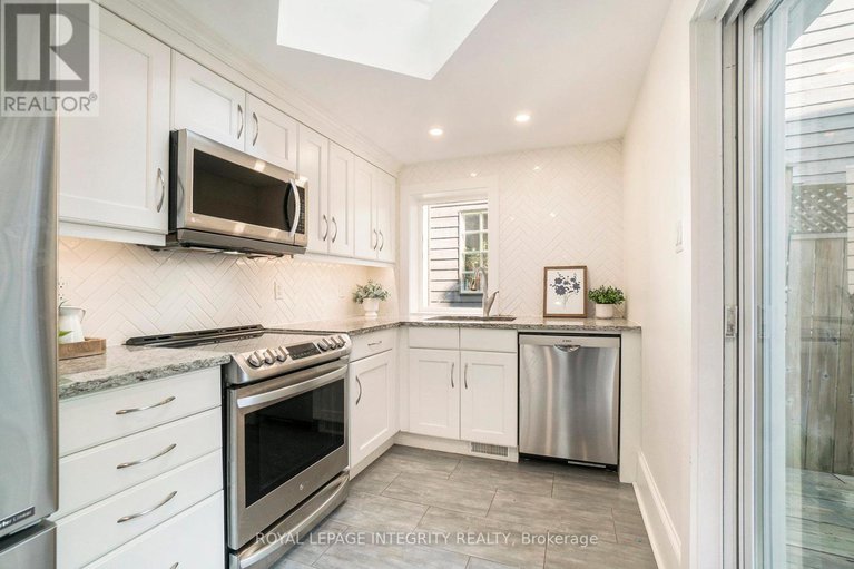 28895362/115-springhurst-avenue/ottawa-east/ottawa/ontario/K1S0E3_17