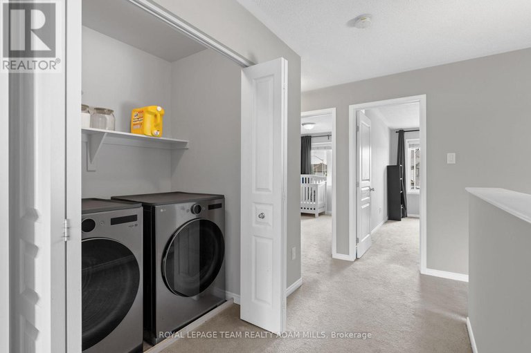 28591916/1543-carronbridge-circle/emerald-meadowstrailwest/ottawa/ontario/K2M0G8_35