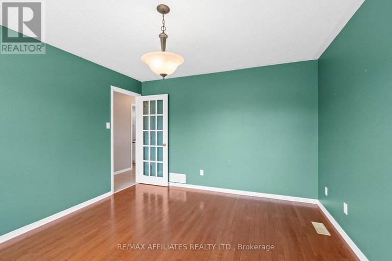 29107287/54-dr-gordon-crescent/kemptville/north-grenville/ontario/K0G1J0_12