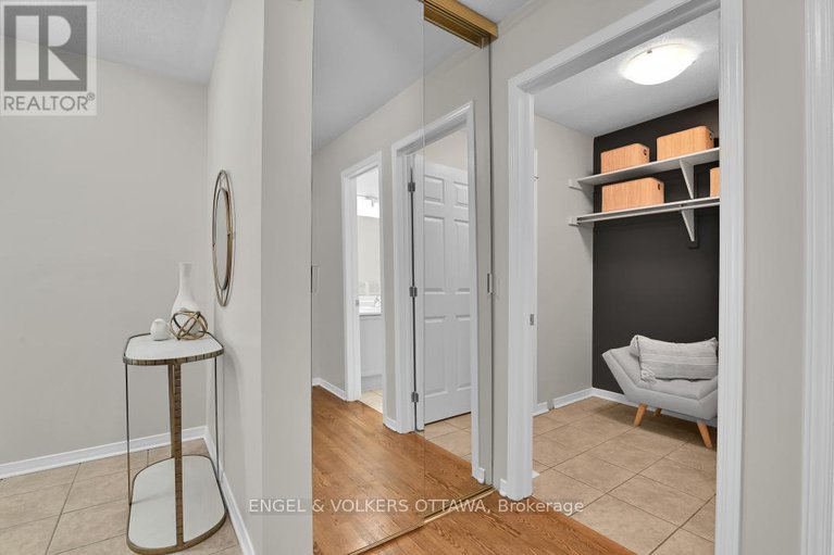 29360554/123-longshire-circle/longfields/ottawa/ontario/K2J4L1_3