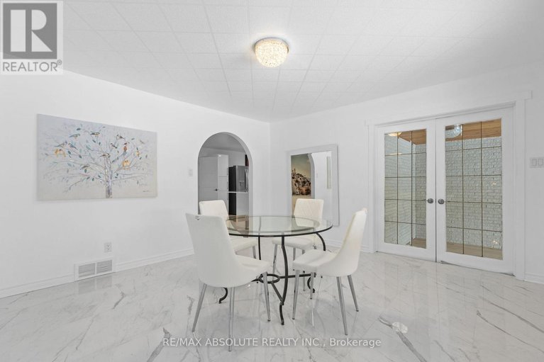 29645619/1444-normandy-crescent/carleton-heights/ottawa/ontario/K2C0N6_11