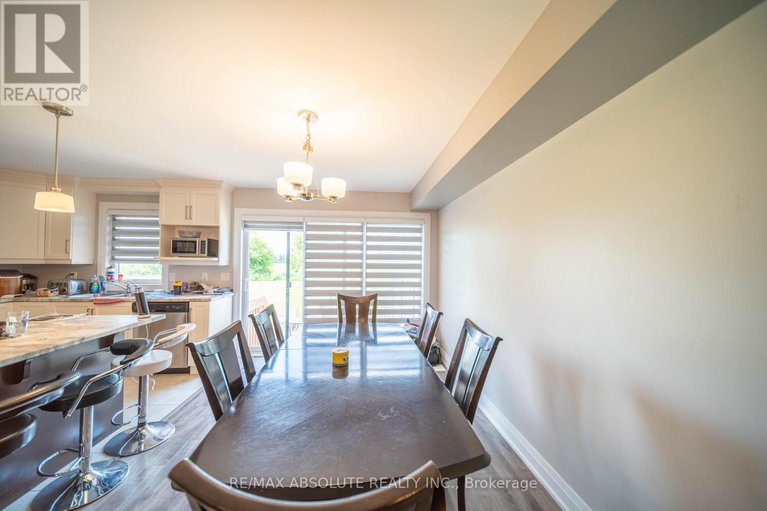 28473731/287-belfort-street/embrun/russell/ontario/K0A1W0_9