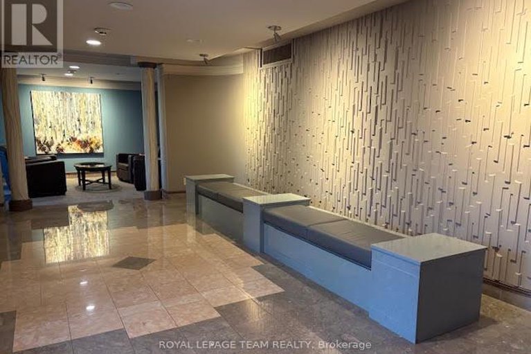 28975541/1008-100-grant-carman-drive/borden-farmstewart-farmcarleton-heightsparkwood-hills/ottawa/ontario/K2E8B8_3