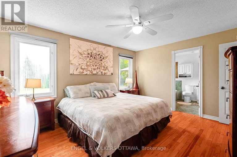 28419109/6978-aldergrove-way/greely/ottawa/ontario/K4P1A3_20