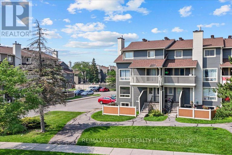 28622450/69a-750-st-andre-drive/hiawatha-parkconvent-glen/ottawa/ontario/K1C4S2_5