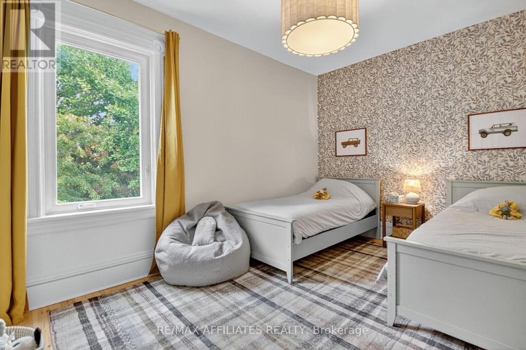 28967487/31-fourth-avenue/glebe/ottawa/ontario/K1S2L1_29