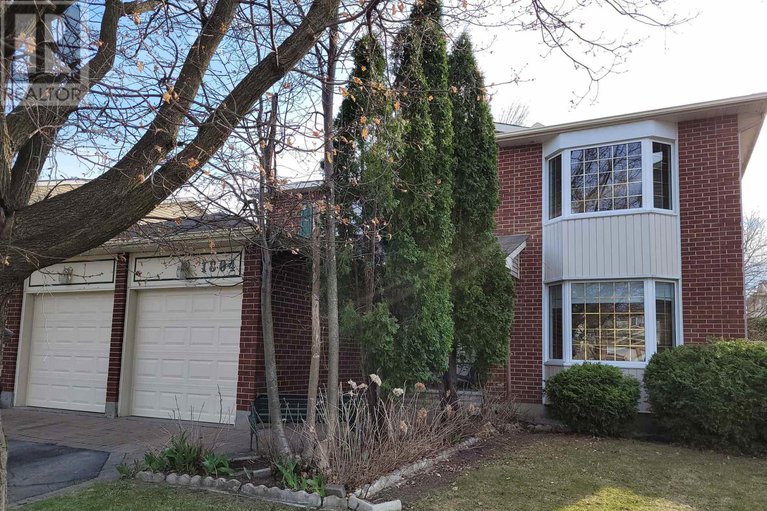 28795568/1804-robinwood-place/chapel-hill/ottawa/ontario/K1C6L4_1